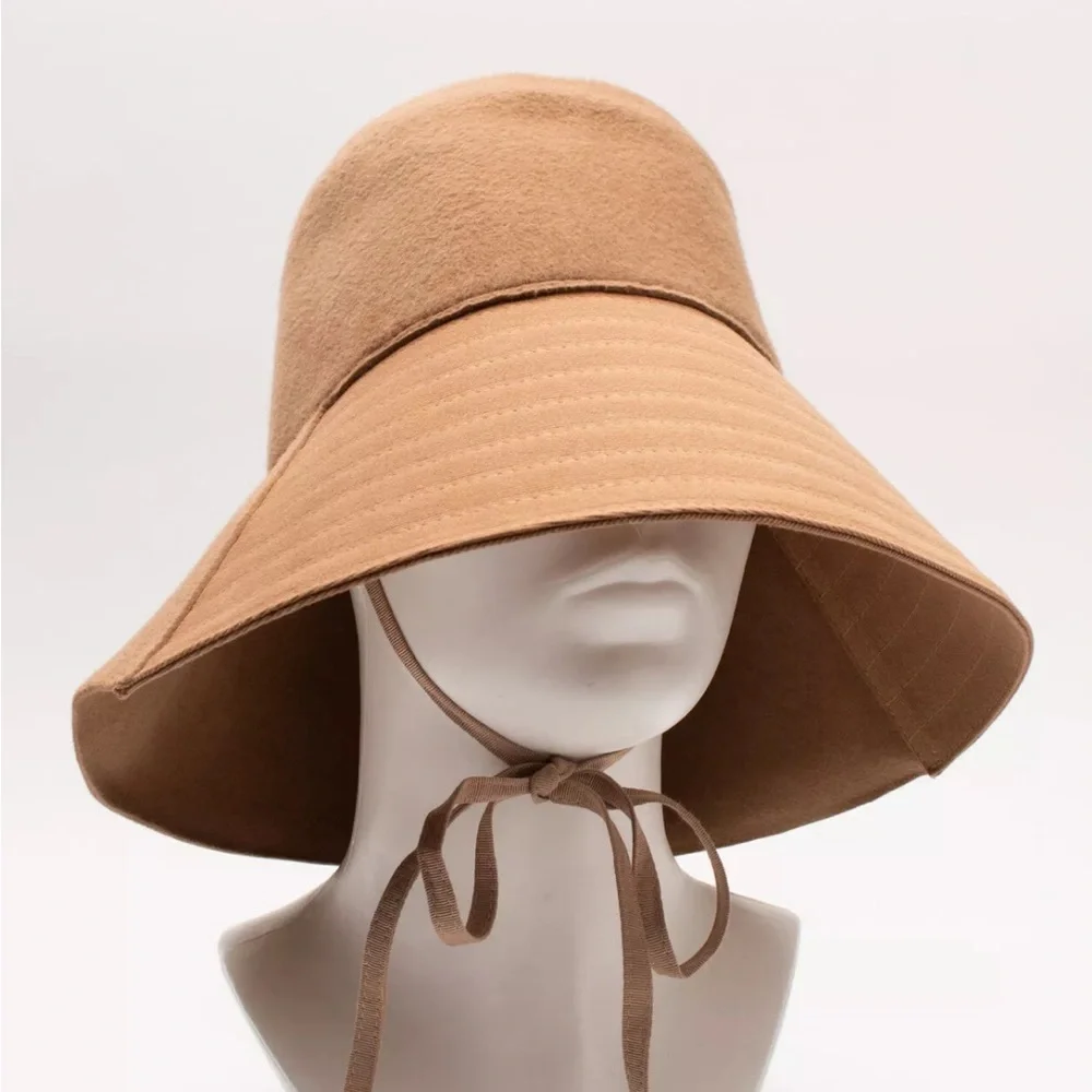 Valentino Fall RTW 2019 tie hat suede and leather